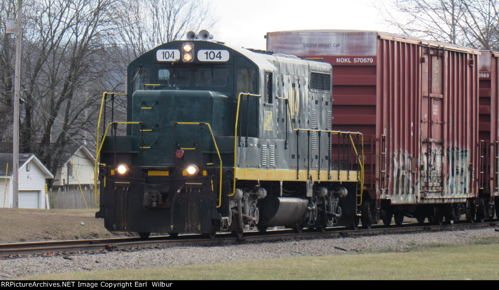 Ohio South Central Railroad (OSCR) 104